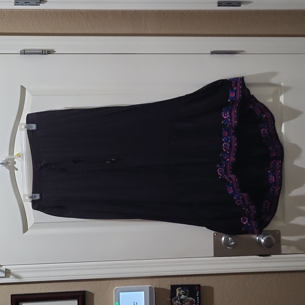 Black Time & Tru skirt, size Large (12/14)